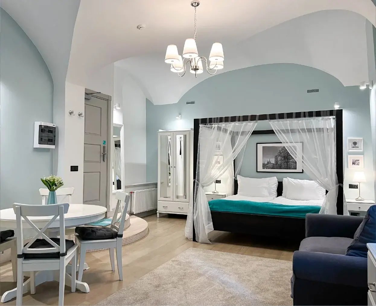 Revelton Suites grows rapidly while boosting efficiency and revenue  Hero - 1245x1014-50 